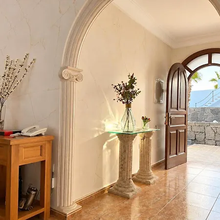 Riptide Luxury Sea Front With A Heated Pool Free Yaiza (Lanzarote)